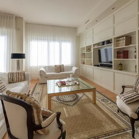 Casa Gramsci Luxury * ペザロ