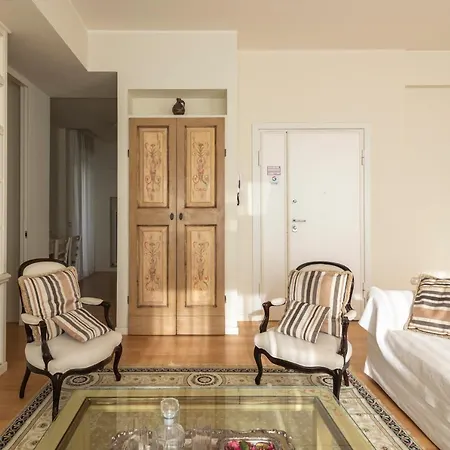 Casa Gramsci Luxury شقة بيزارو