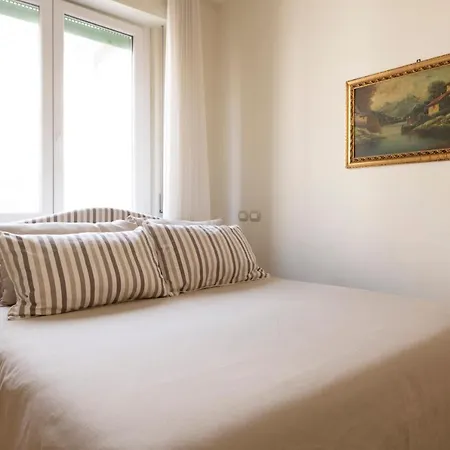 Casa Gramsci Luxury ペザロ